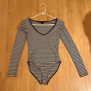 Long sleeved ribbed striped forever 21 bodysuit